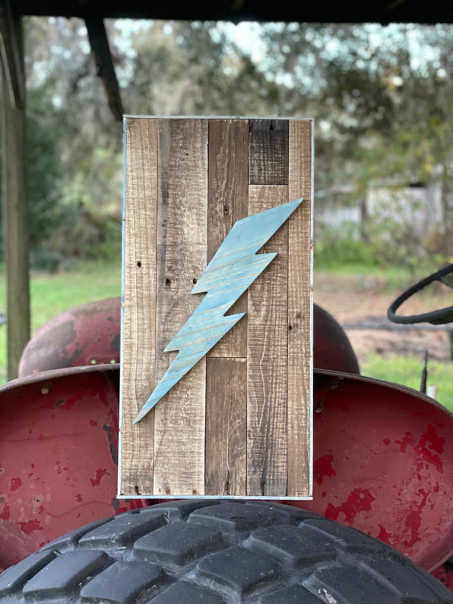 Lighting Bolt Hanger