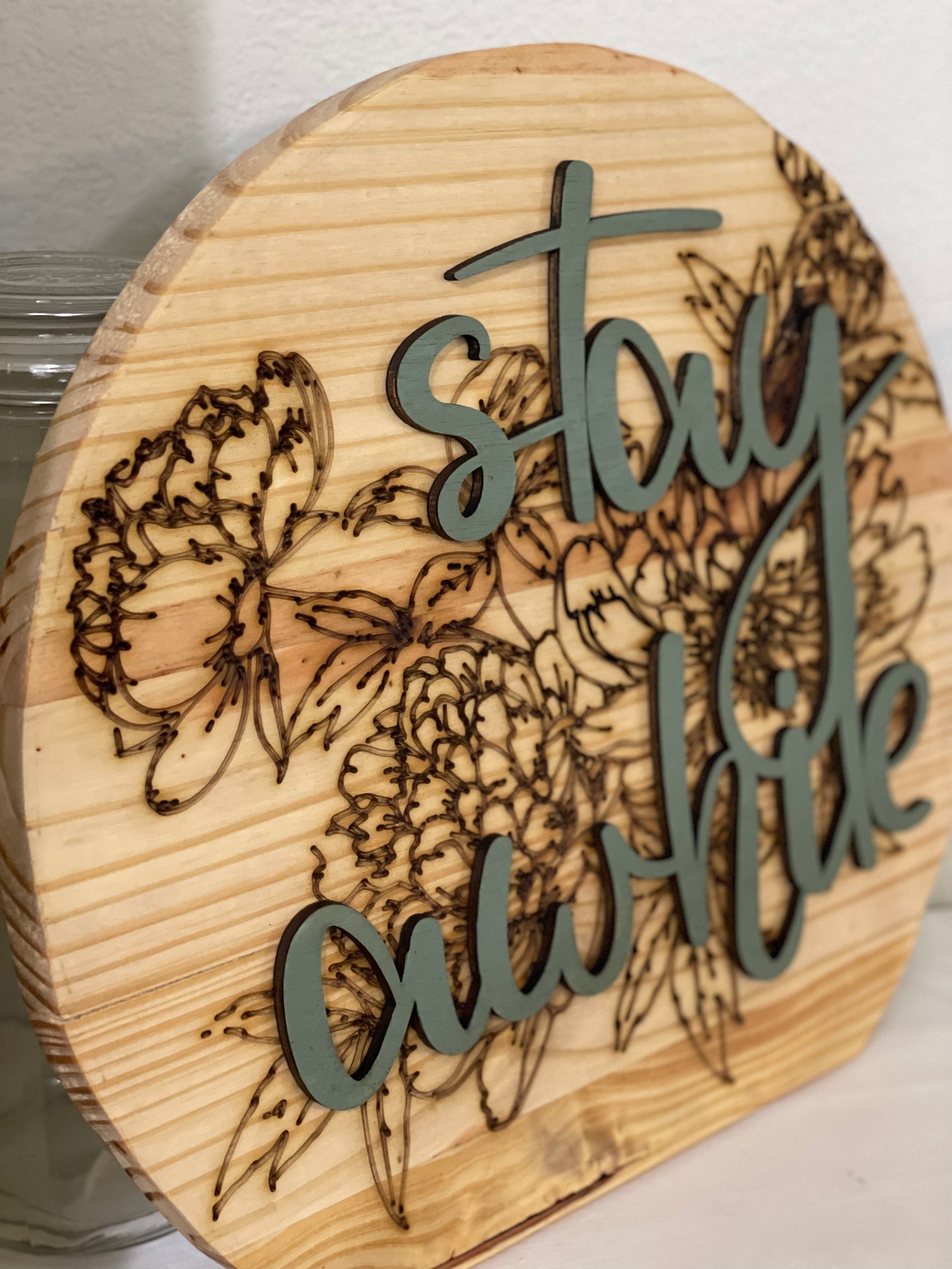Stay Awhile Floral Round